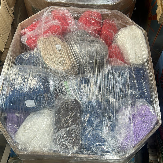 Extra Soft Absorbent kitchen and Bath Rugs, Pallet of 40 Packages, Different Colors and Sizes