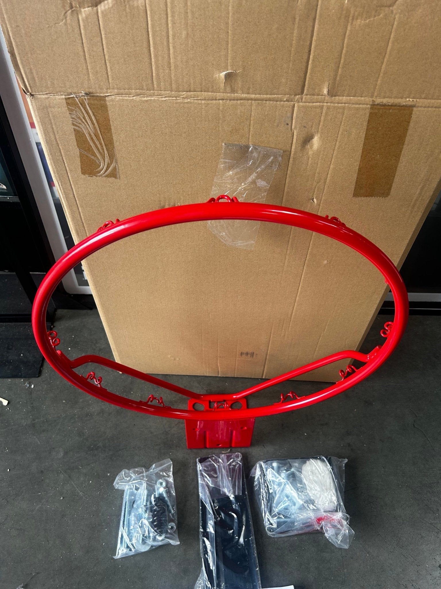 Auction for Spalding Shatter-Proof Polycarbonate Wall Mounted Basketball Backboard and Rim Combo - 2Much Liquidators