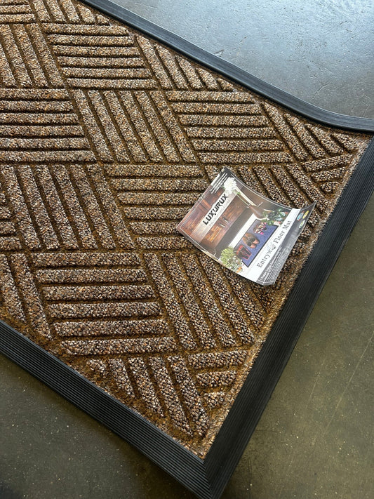 Brown 17”x29” Heavy Duty Outdoor / Indoor Floor Mat, Non slip, Dirt Tapping Entryway Rug by by - 2Much Liquidators