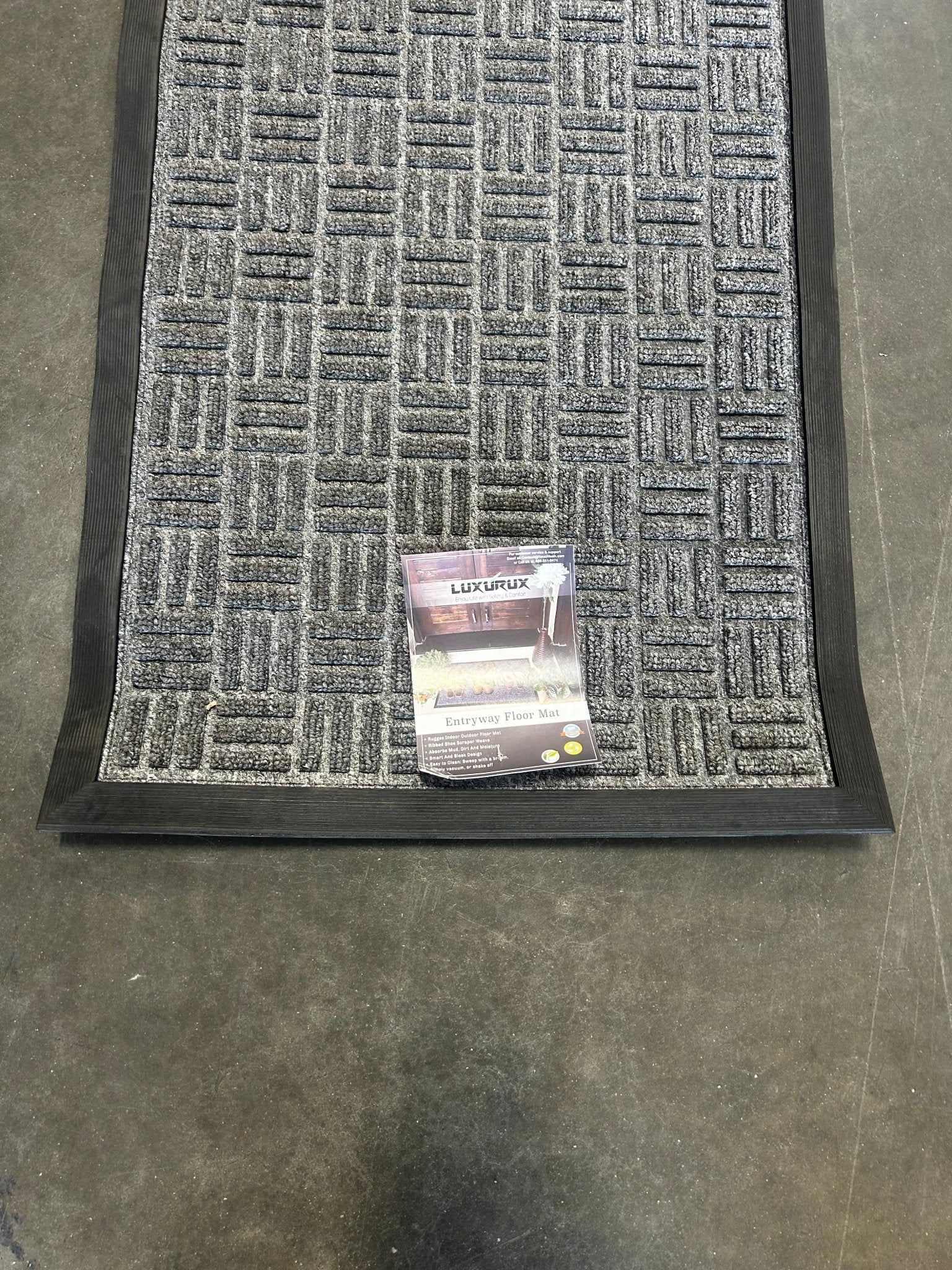 Grey 17”x29” Heavy Duty Outdoor / Indoor Floor Mat, Non slip, Dirt Tapping Entryway Rug by by - 2Much Liquidators